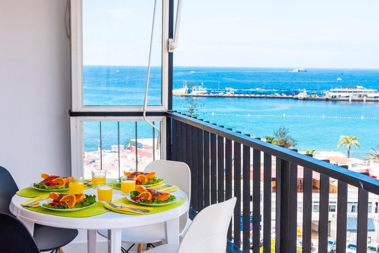 76. Los Cristianos first sea line, parking, Wi Fi Exterior foto